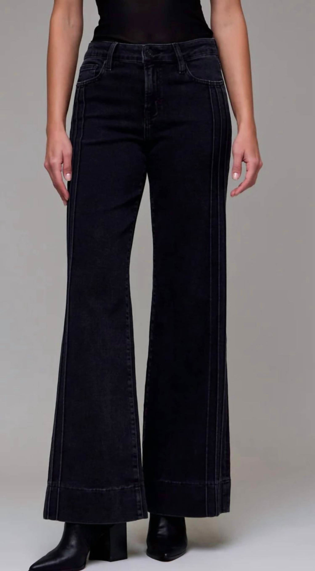 Hidden - Happi Mid Rise Comfort Flare Jeans