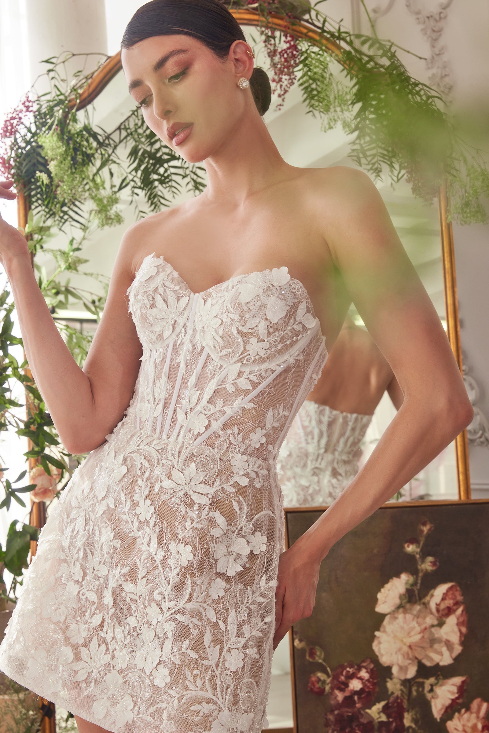 WL084 - STRAPLESS SHORT LACE MIDI WEDDING DRESS - Andrea & Leo