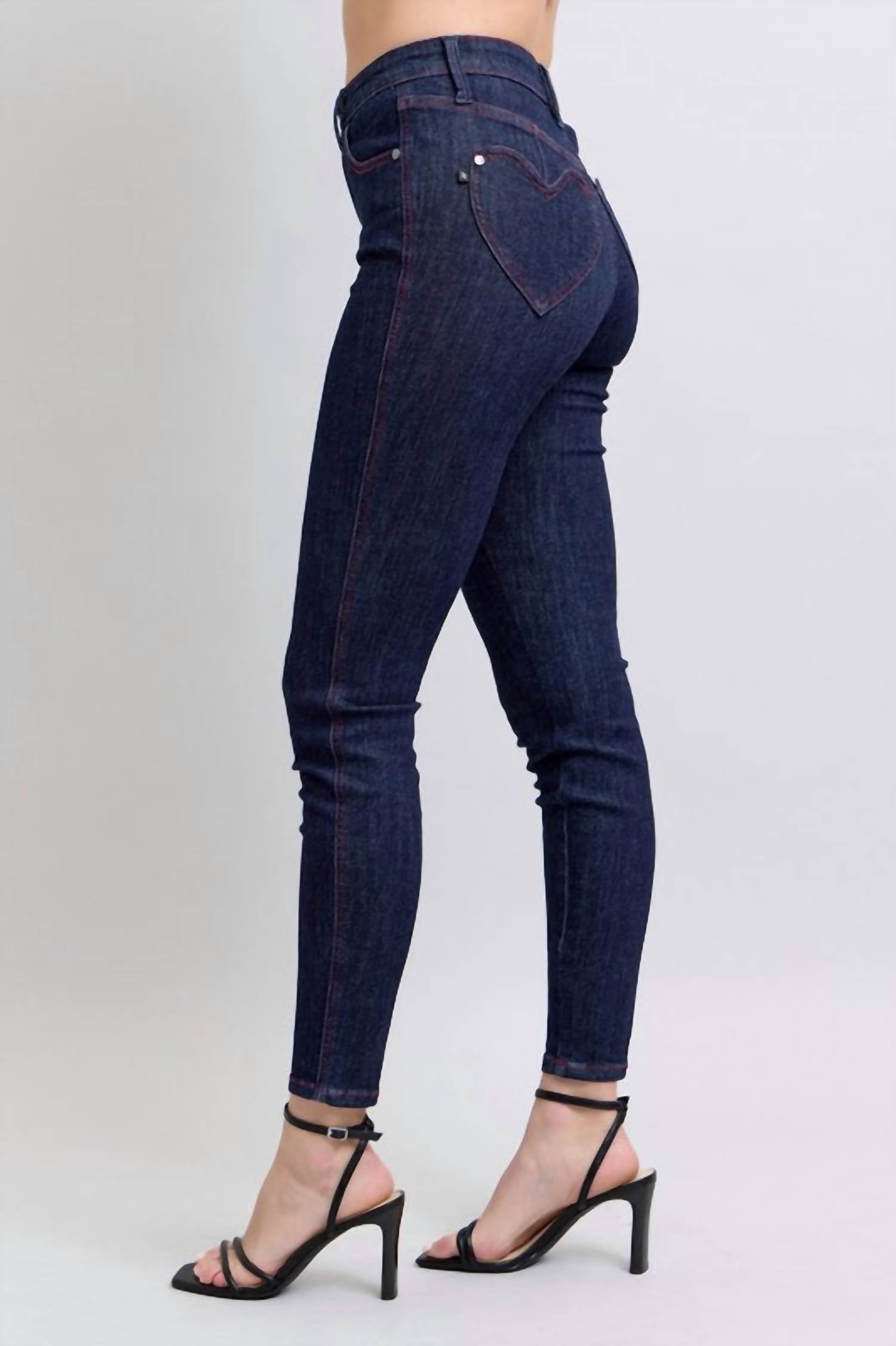 Judy Blue - Heart Pocket Skinny Jean