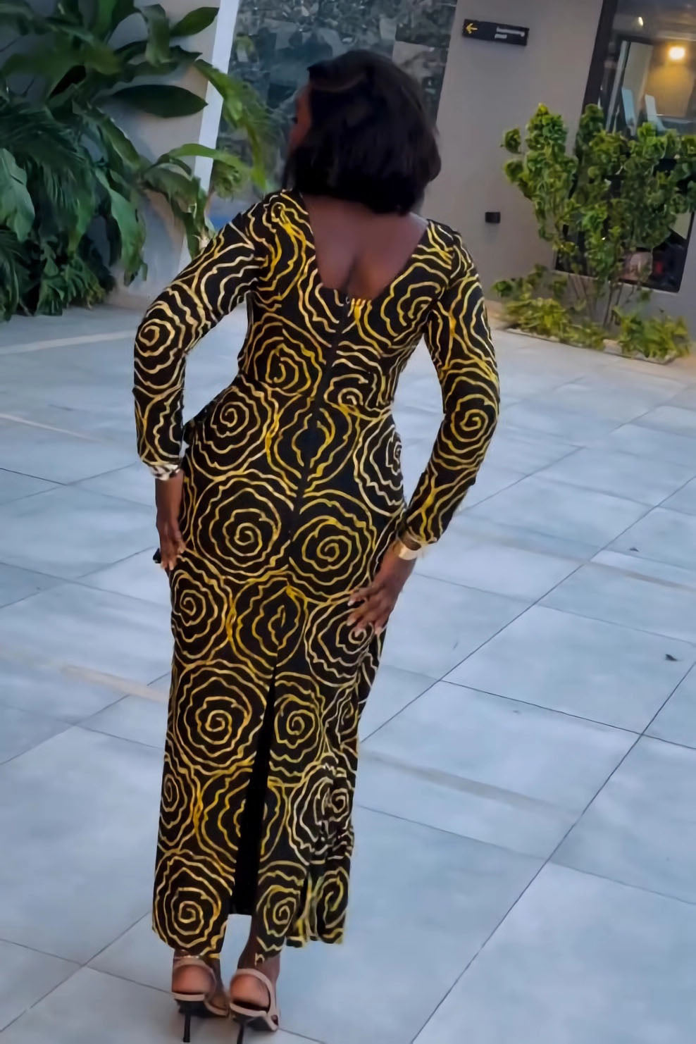 Spiral Print Long Sleeve Tie-Hem Ethnic Maxi Dress