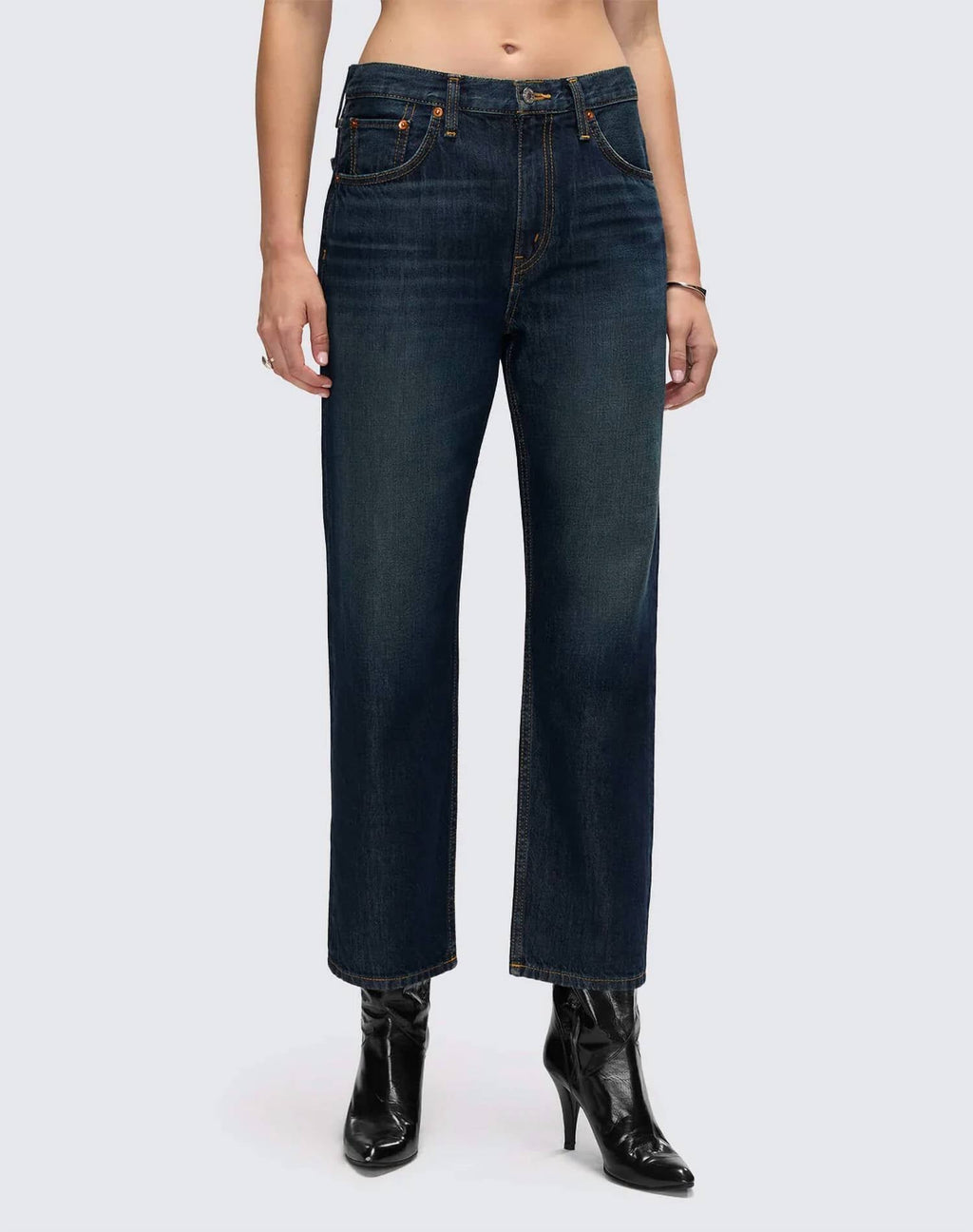 Re/Done - Ollie Mid Rise Boyfriend Jeans