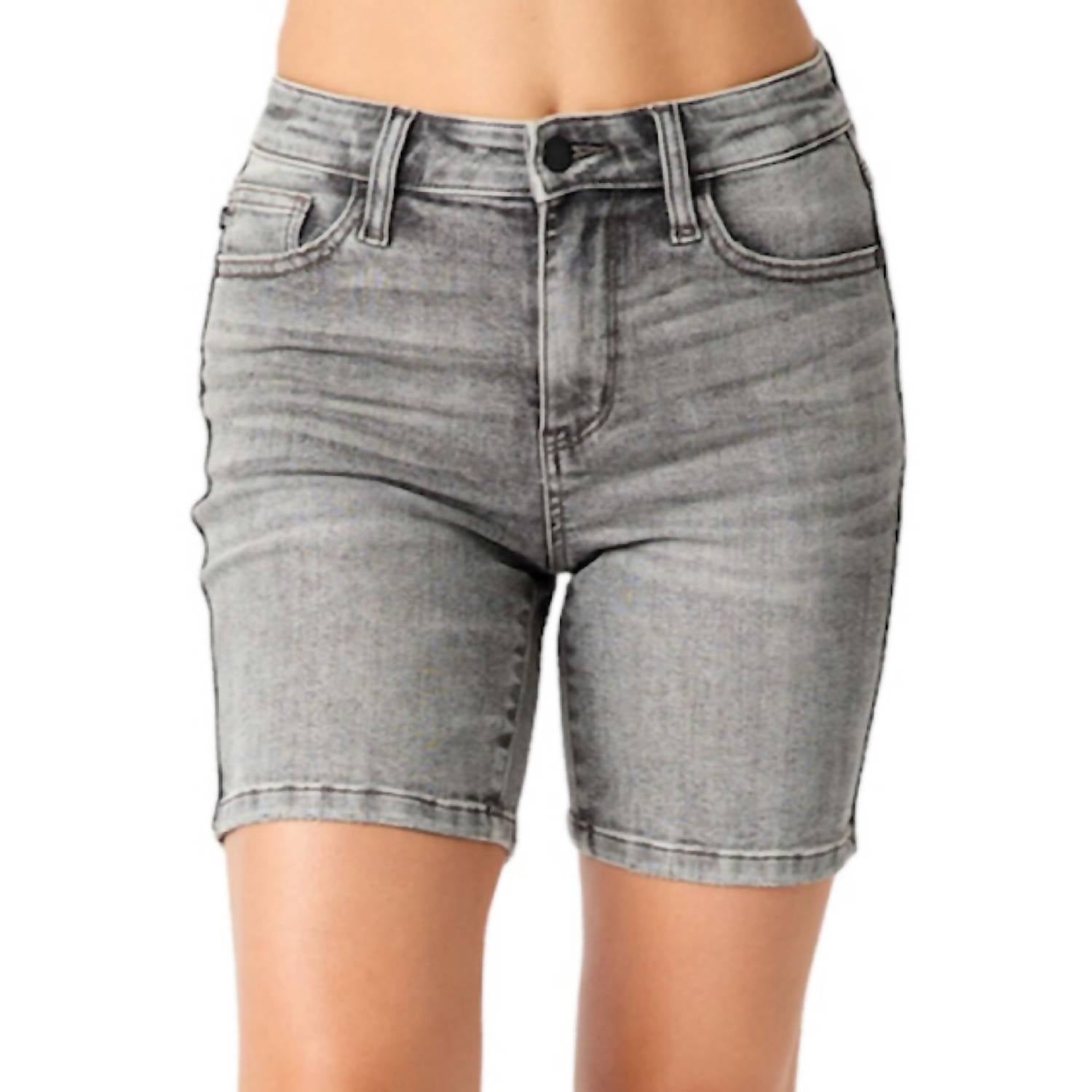 Judy Blue - Women's Bermuda Shorts