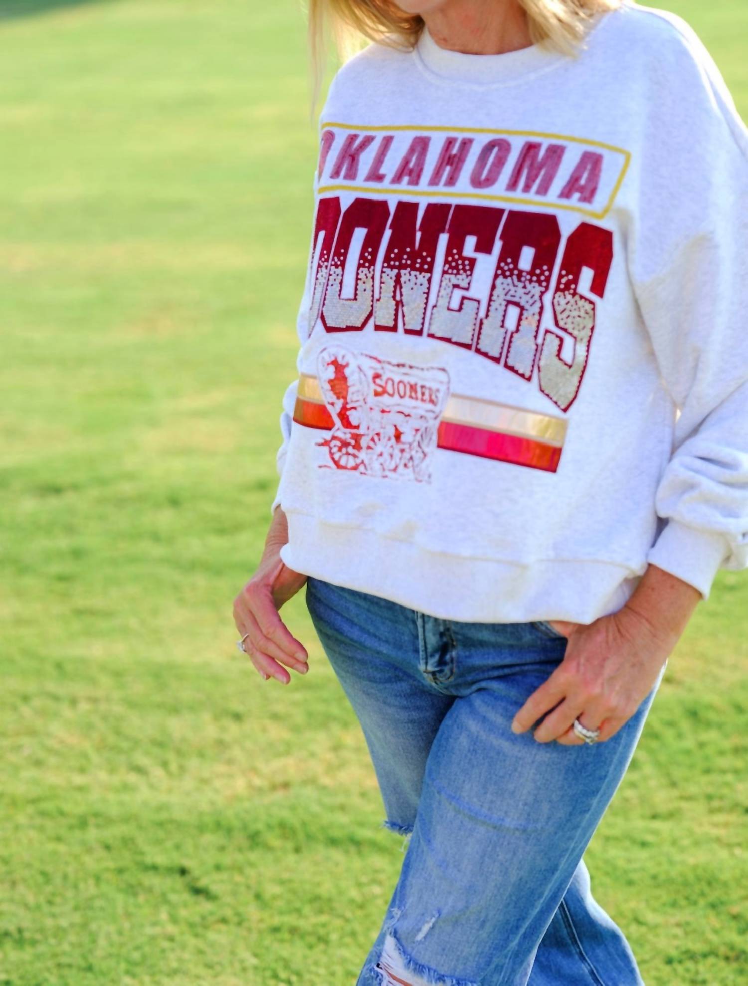 Queen Of Sparkles - Sooners Vintage Sweatshirt