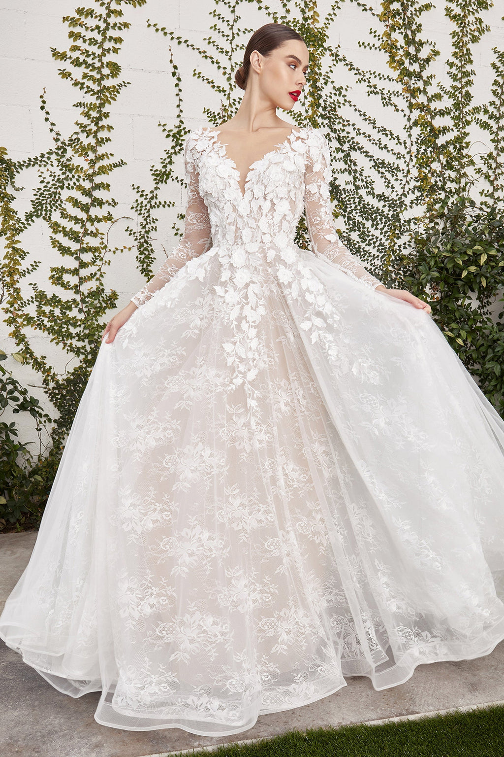 A1067W - YVAINE WEDDING GOWN - Andrea & Leo