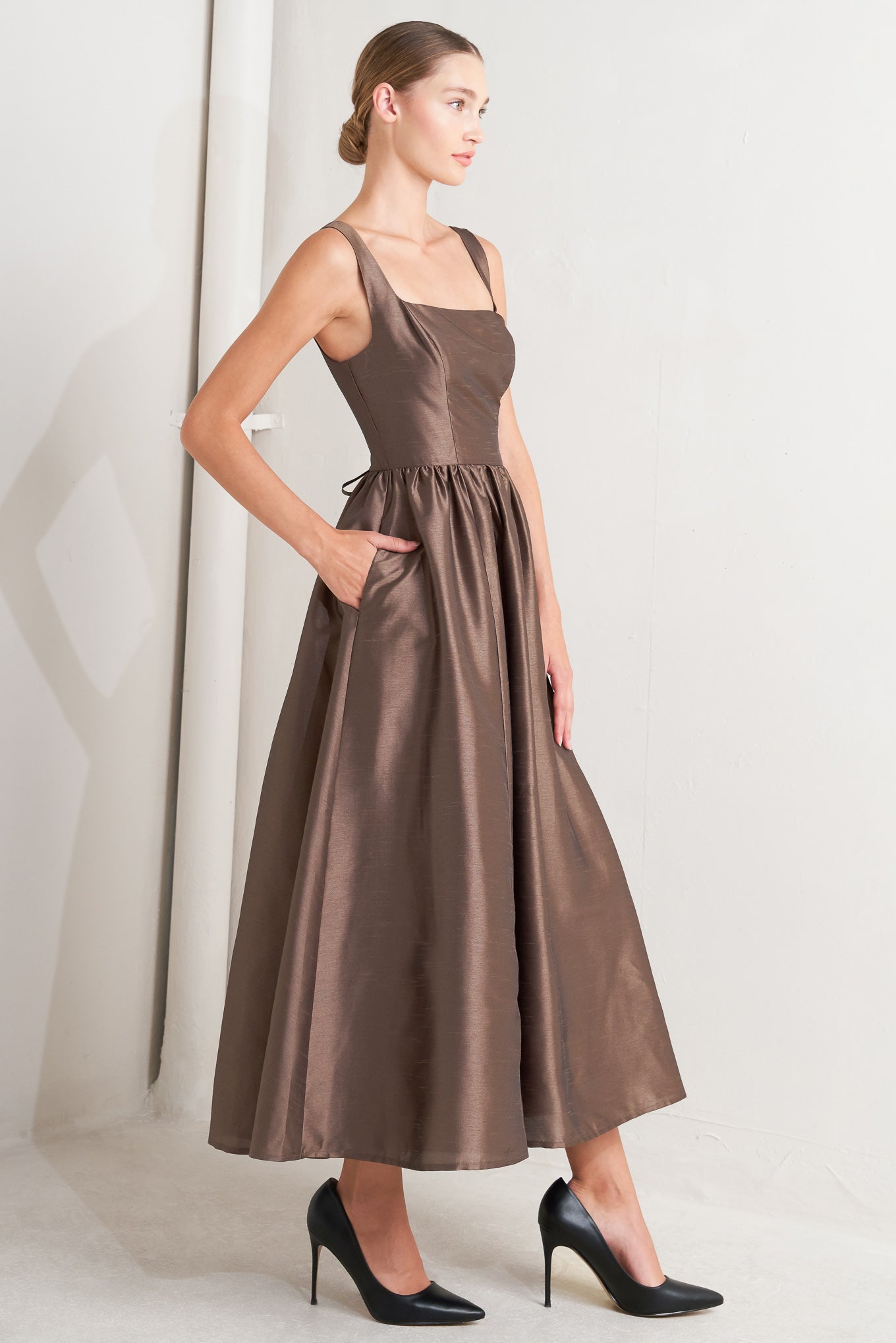CAF¨¦ LUSTER BROWN MIDI DRESS