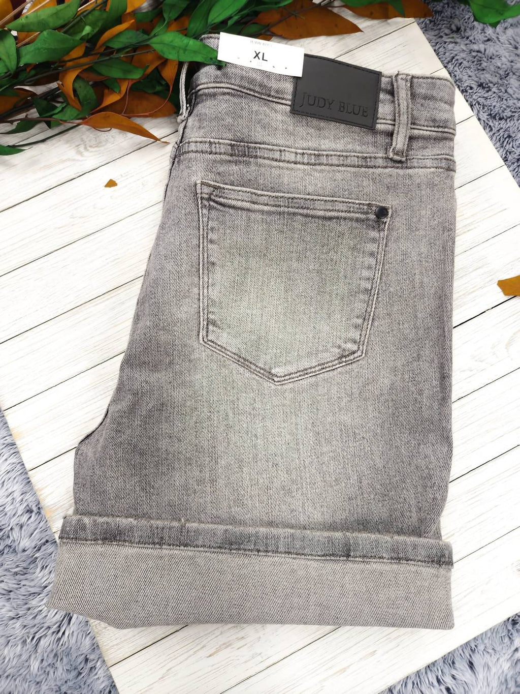 Judy Blue - Women's Bermuda Shorts