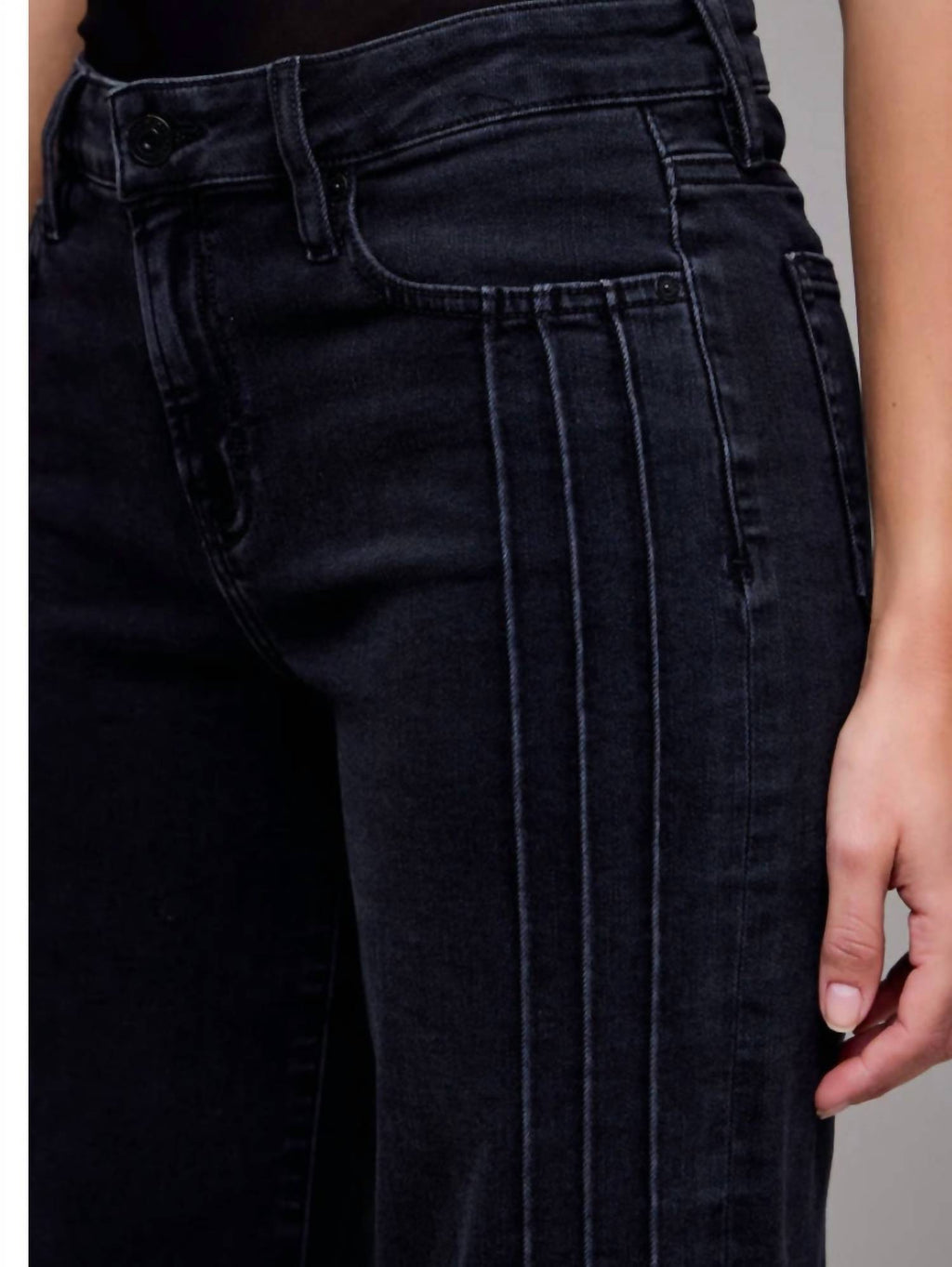 Hidden - Happi Mid Rise Comfort Flare Jeans
