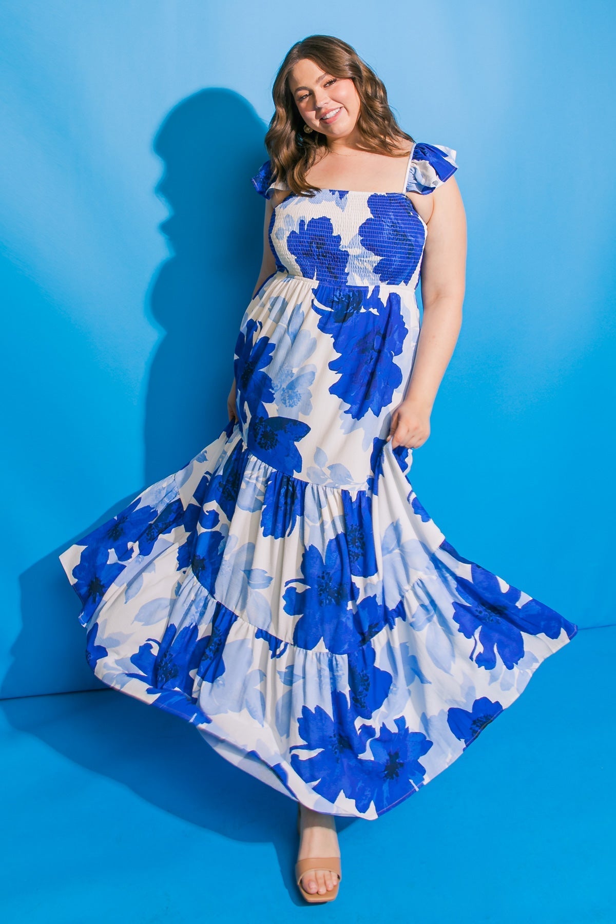 FEEL LIKE MOVING - FLORAL MAXI DRESS