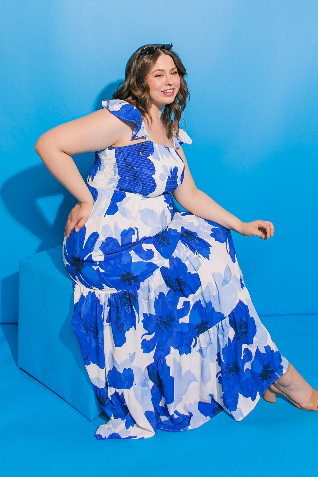 FEEL LIKE MOVING - FLORAL MAXI DRESS