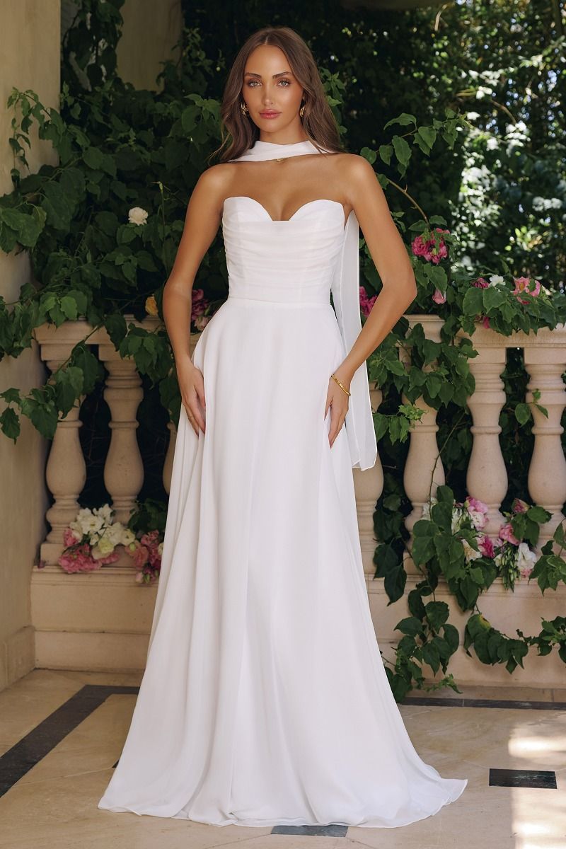 Ella Gown - A-line Strapless Chiffon Dress With Scarf - Off White